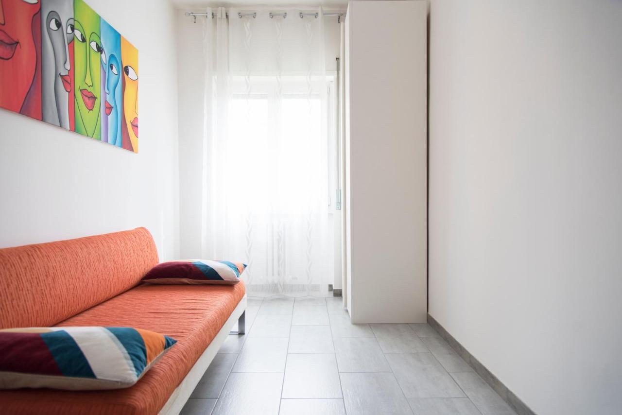 Youhosty - Delle Genziane 7 Apartment Milan Luaran gambar