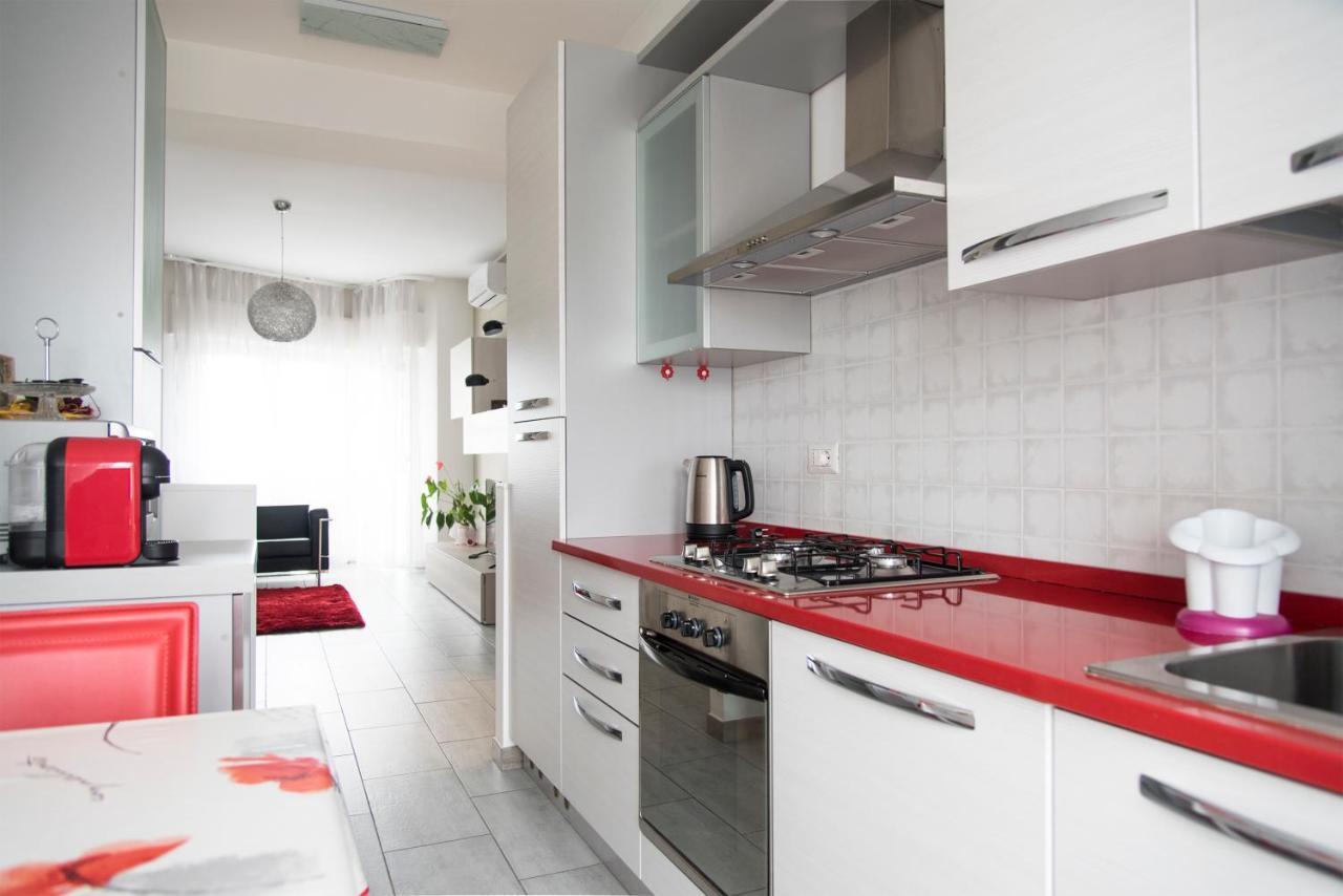 Youhosty - Delle Genziane 7 Apartment Milan Luaran gambar